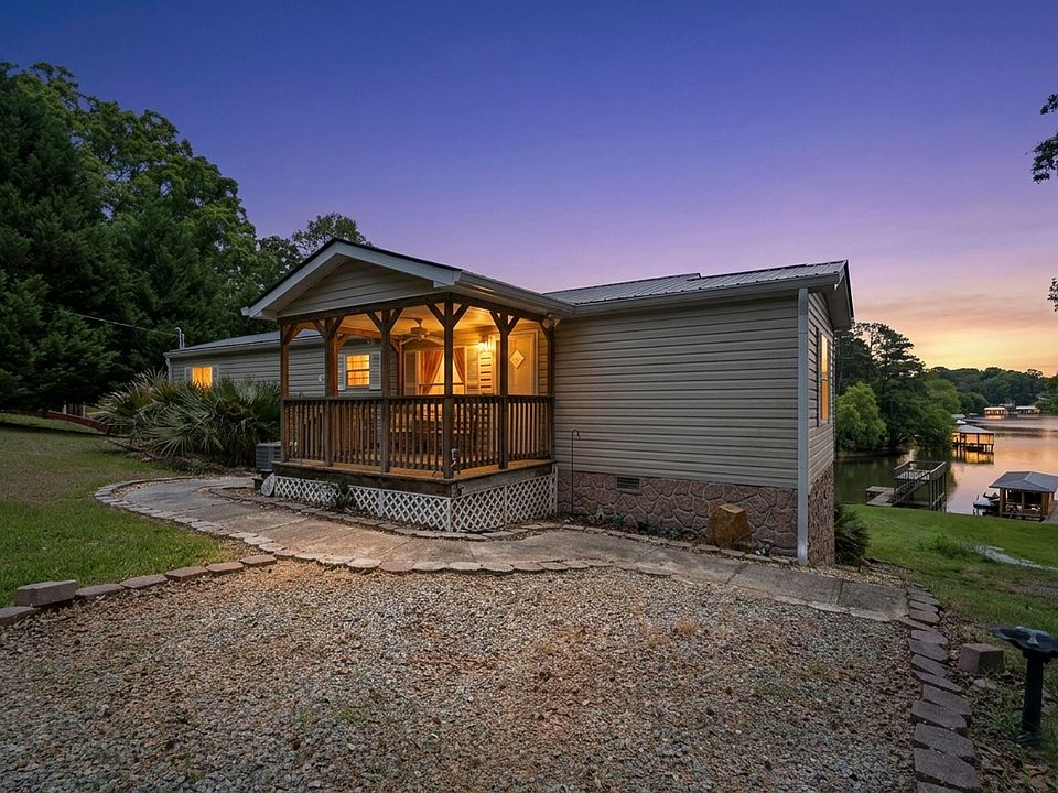 1st image of 200 Possum Point Dr
