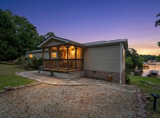 200 Possum Point Dr, Eatonton, GA 31024