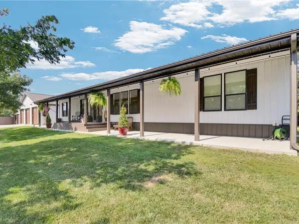 214 NW 1551st Rd, Holden, MO 64040