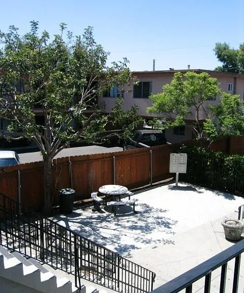 4453 Rosebud Ln #C — Photo 13