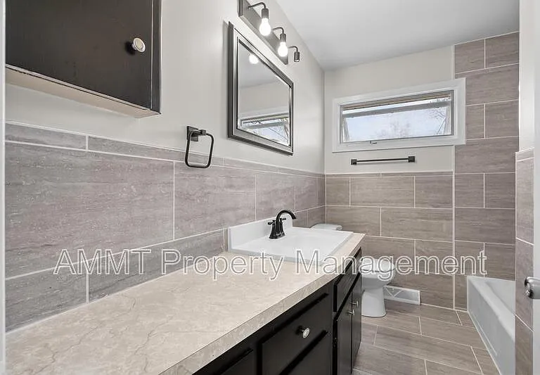 1330 Brockman Ave — Photo 10