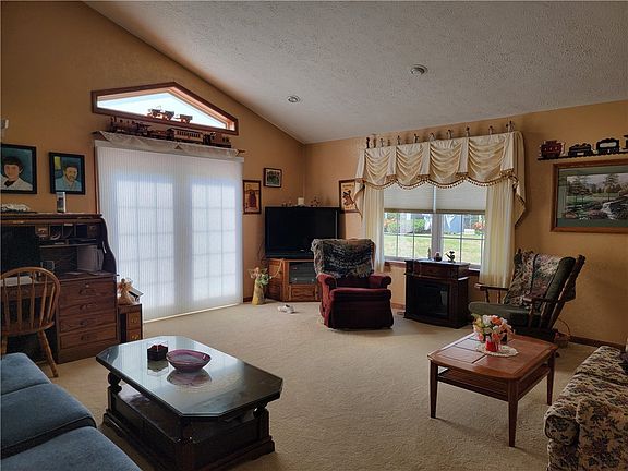 2nd image of 100 Mulligan Dr