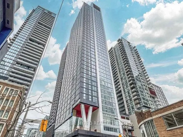357 King St W, Toronto, ON