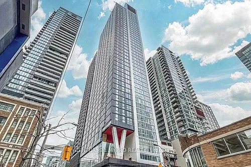 357 King St W #3908 Photo 1
