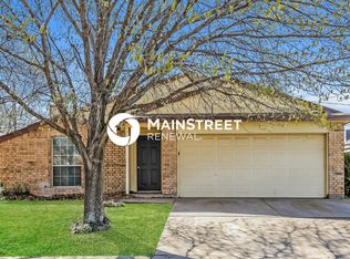 7000 Laurelhill Ct N, Fort Worth, TX 76133