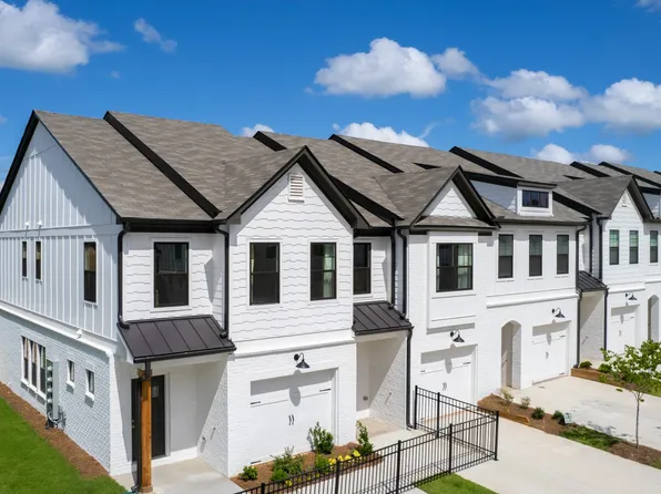 Homes Available Soon, Buckingham Village