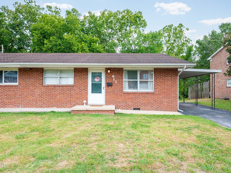 1st image of 611 Lovedale Dr