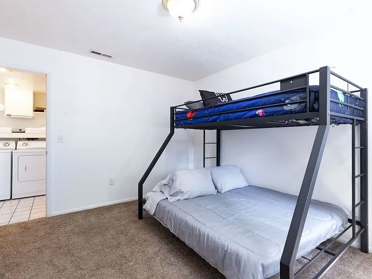 S Sunrise Pl E — Photo 19