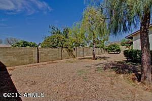 4th image of 808 E Caribbean Ln