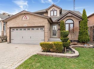 40 Artistic Blvd, Hamilton, ON L8T 4Z9