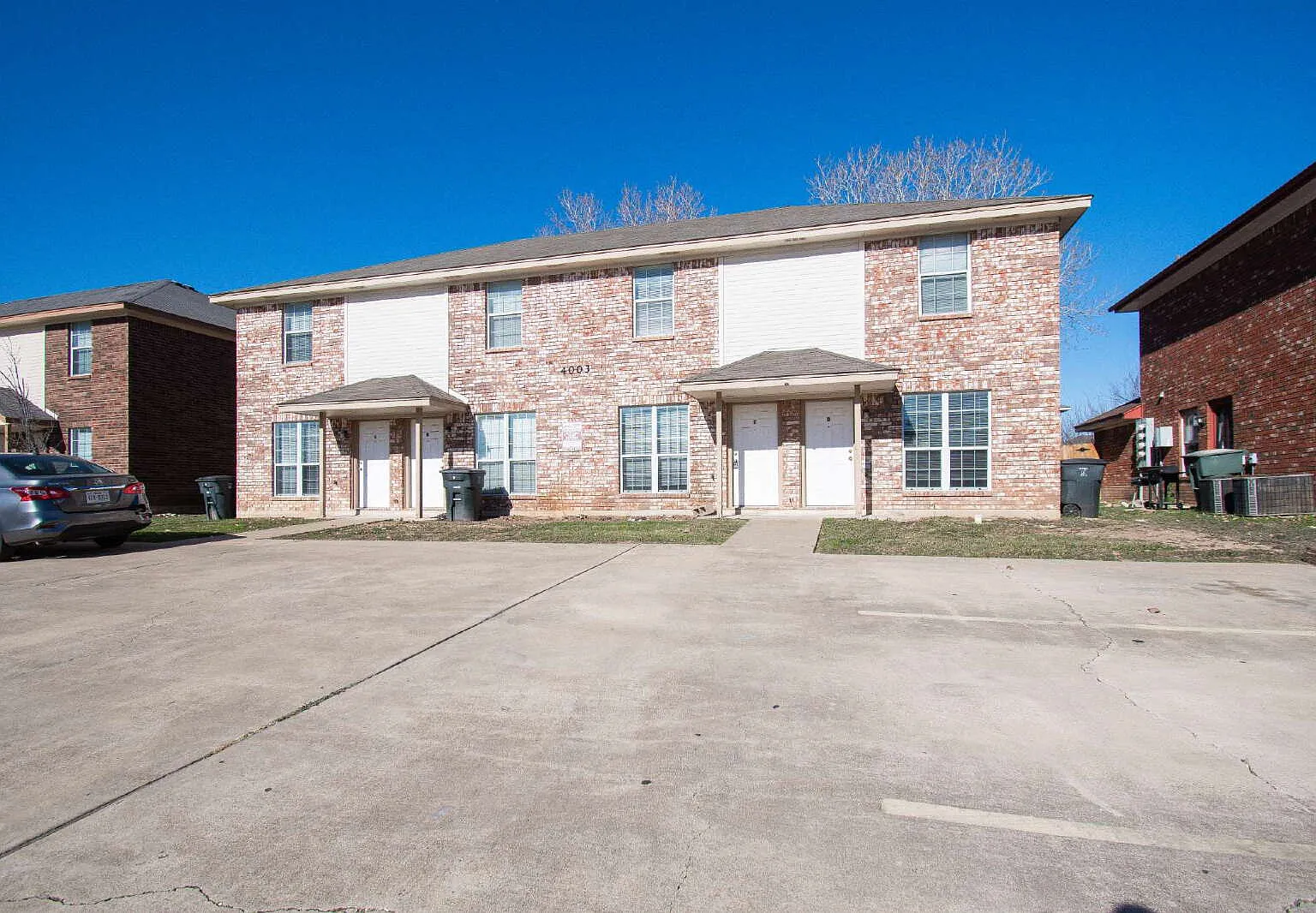 2 bed, 1.5 bath, 973 sqft, $750 — Photo 1