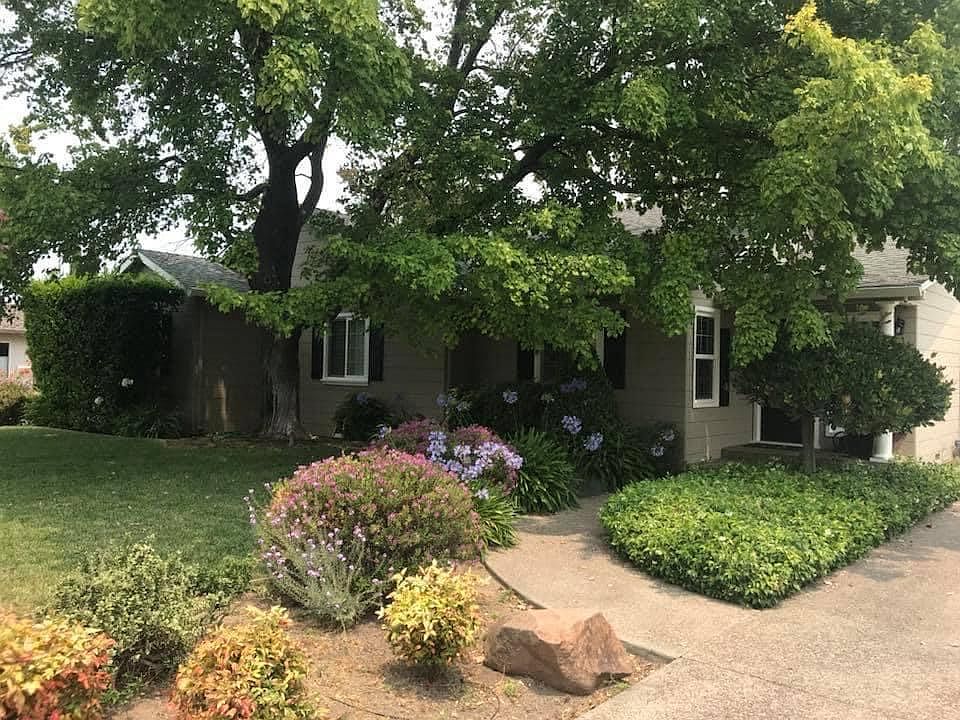 1st image of 434 Rosewood Ave