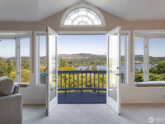 3rd image of 4232 Shoreclub Drive