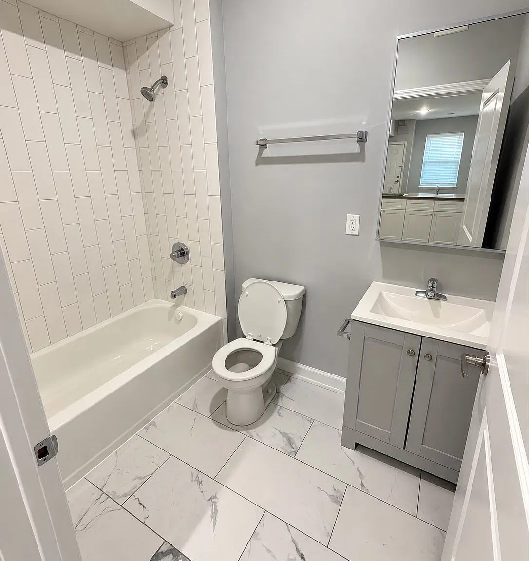 1 bed, $1,636 — Photo 2