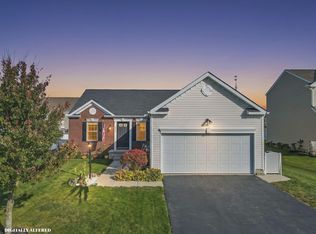 1524 Mary Lou Dr, Pataskala, OH 43062