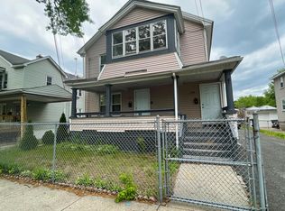 393 Page Blvd, Springfield, MA 01104