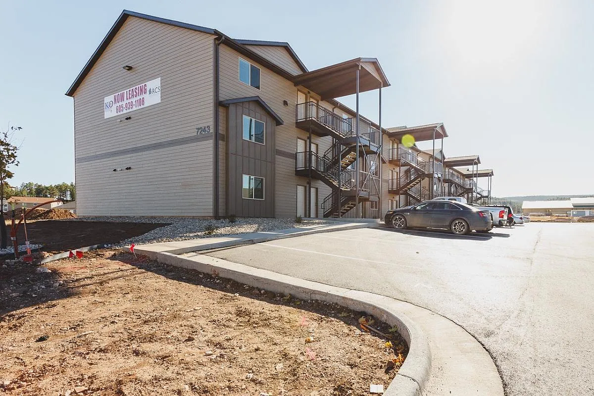 7243 Independence Loop — Photo 2