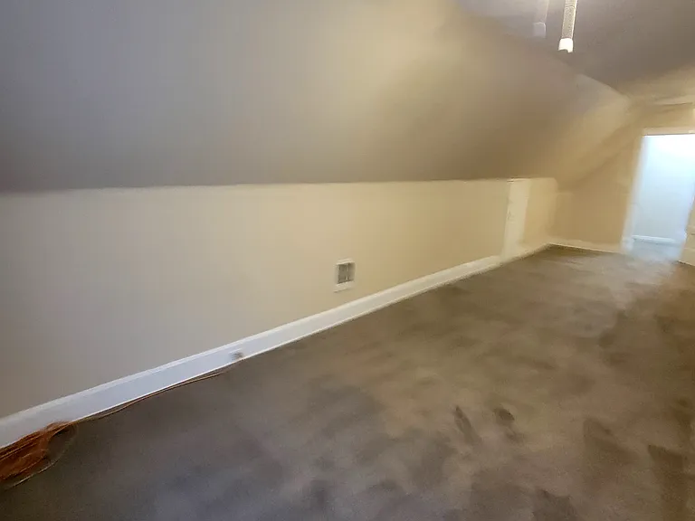 2266 Grandview Ave — Photo 47