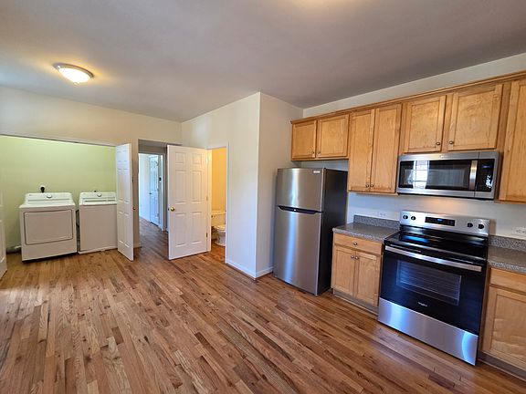 4th image of 731 Catherine St