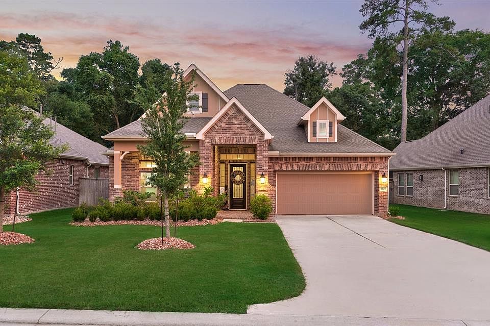 Welcome Home to 3529 Falcon Way.