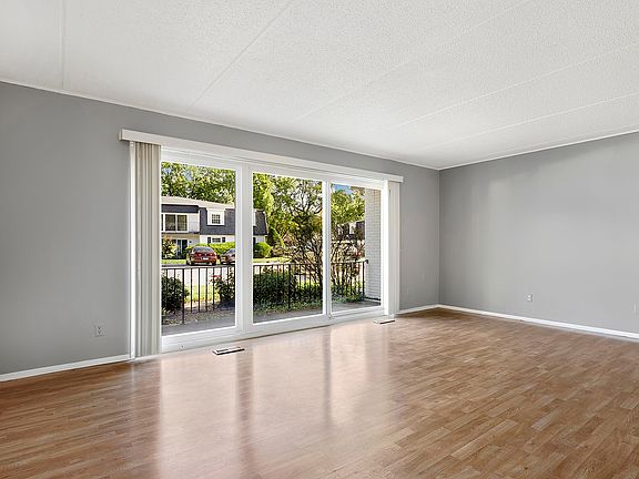 4th image of 1133 Royal Street George Dr #102