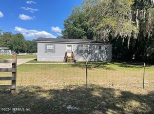8891 Snellgrove Ave E, Jacksonville, FL 32220