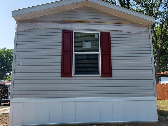 2nd image of 33 Claroma St #38AR