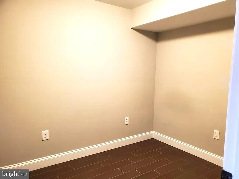 3983 Hartlake St — Photo 23