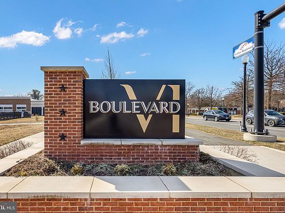 3rd image of 10755 Fairgrounds Dr Unit 136