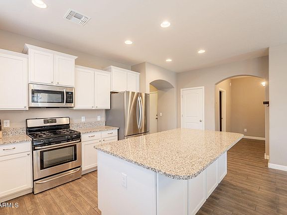 4th image of 41363 W SOMERS Drive