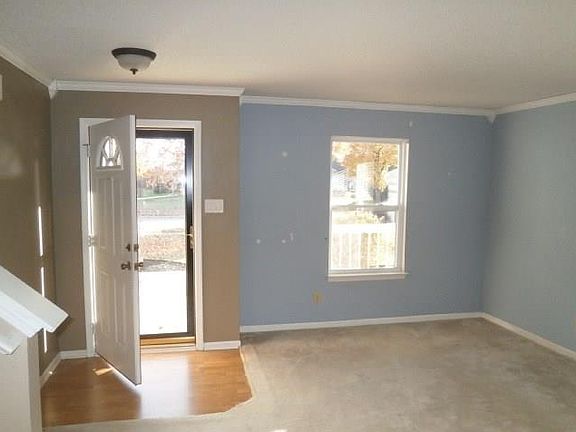 5th image of 7676 Winterberry Ct
