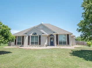 123 Saddle Club Rd, Weatherford, TX 76088
