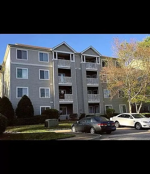 1220 University Ct #104 — Photo 1