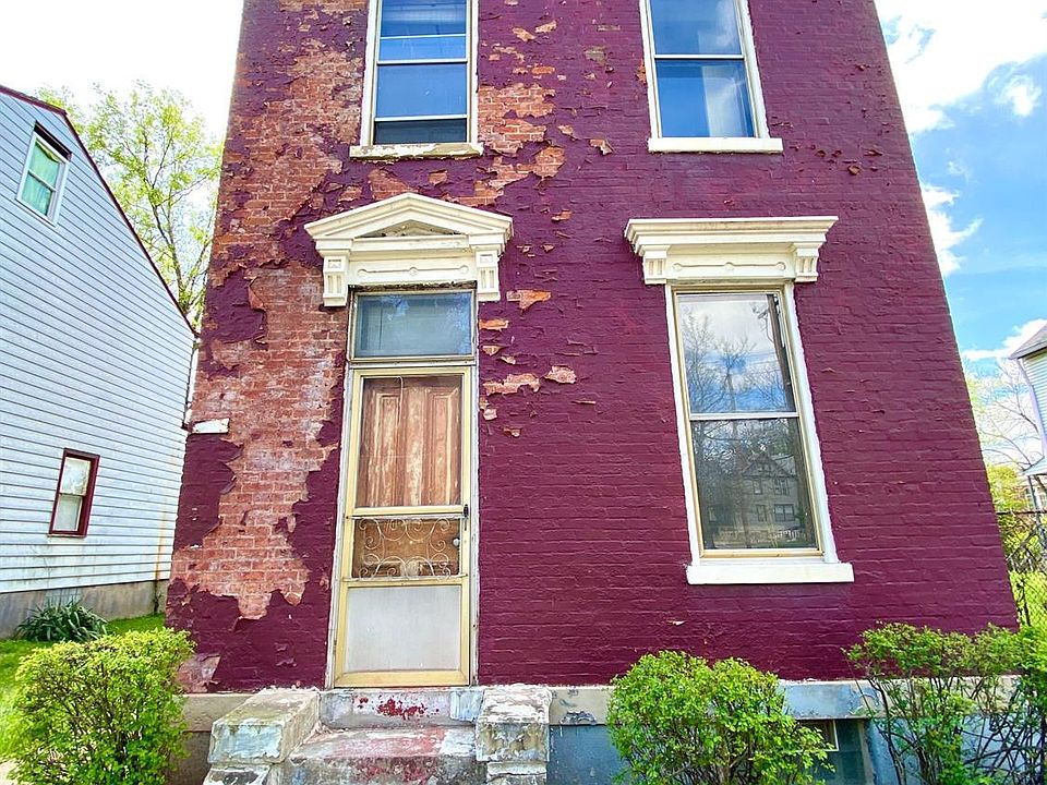 1st image of 1535 Merrimac St