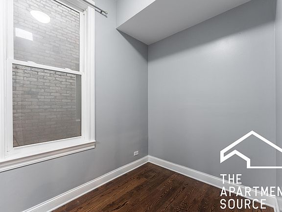 5th image of 2161 N Oakley Ave APT 2A