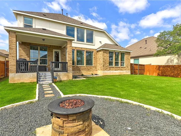 1408 Saddlespur Ln — Photo 24