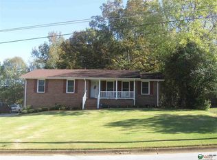 1108 Brookmeade St NW, Huntsville, AL 35816