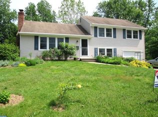 228 Borton Mill Ct, Delran, NJ 08075
