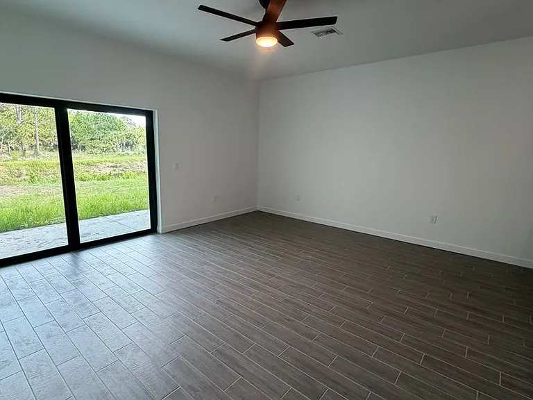 2214 Leda Ave S — Photo 14