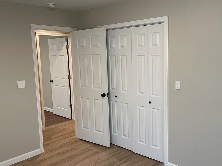 8915 B Dr — Photo 5