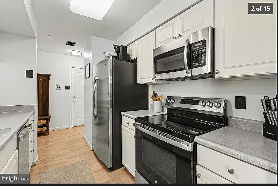 2925 Katewood Ct — Photo 4