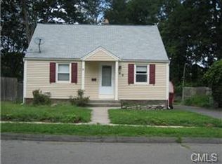 303 N Hoadley St, Naugatuck, CT 06770