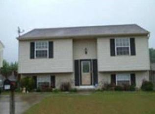 21 Greenapple Ct, Gwynn Oak, MD 21207