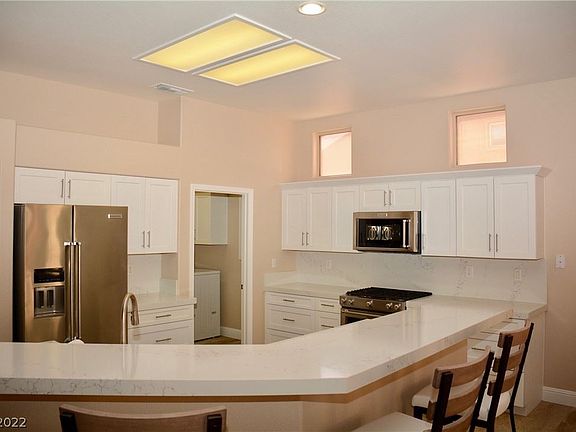 4th image of 10728 Clarion Ln