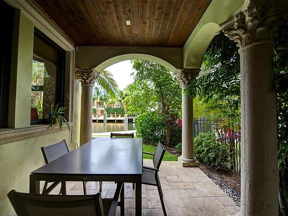 5th image of 168 Isle Of Venice Dr