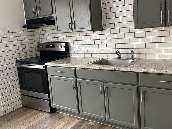 4th image of 10165 Chaucer Ave #4-2