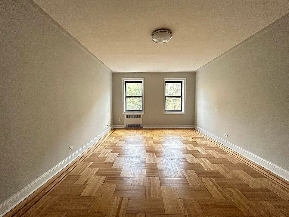 1st image of 33 Crooke Ave APT 4C