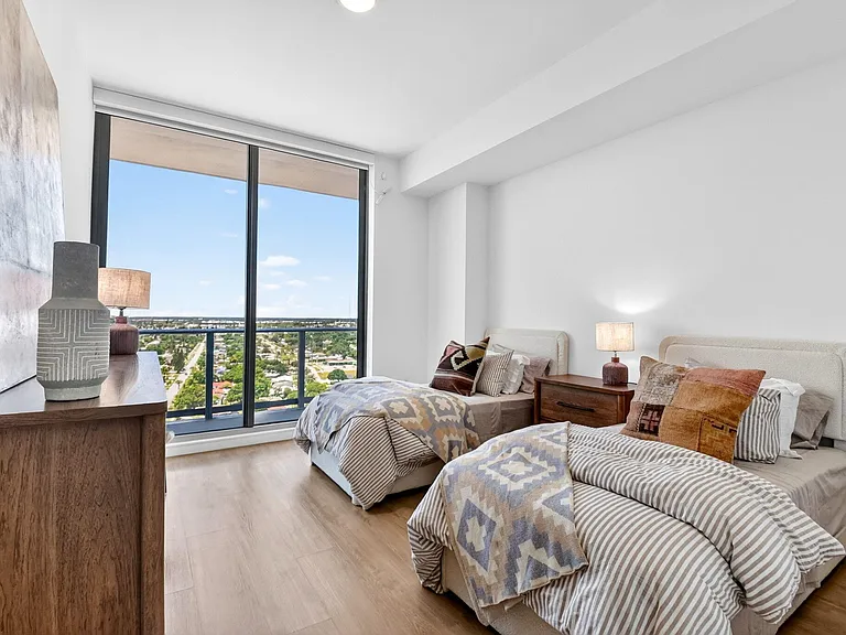 220 Lake Shore Dr #1708 — Photo 33