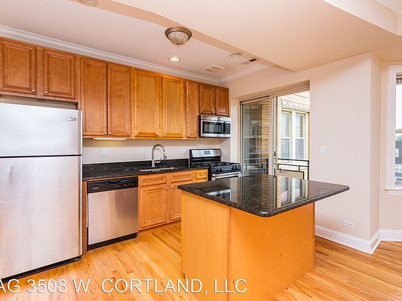 3rd image of 3510 W Cortland St #11583284