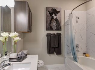 Smart Living Heights, Houston, TX 77008